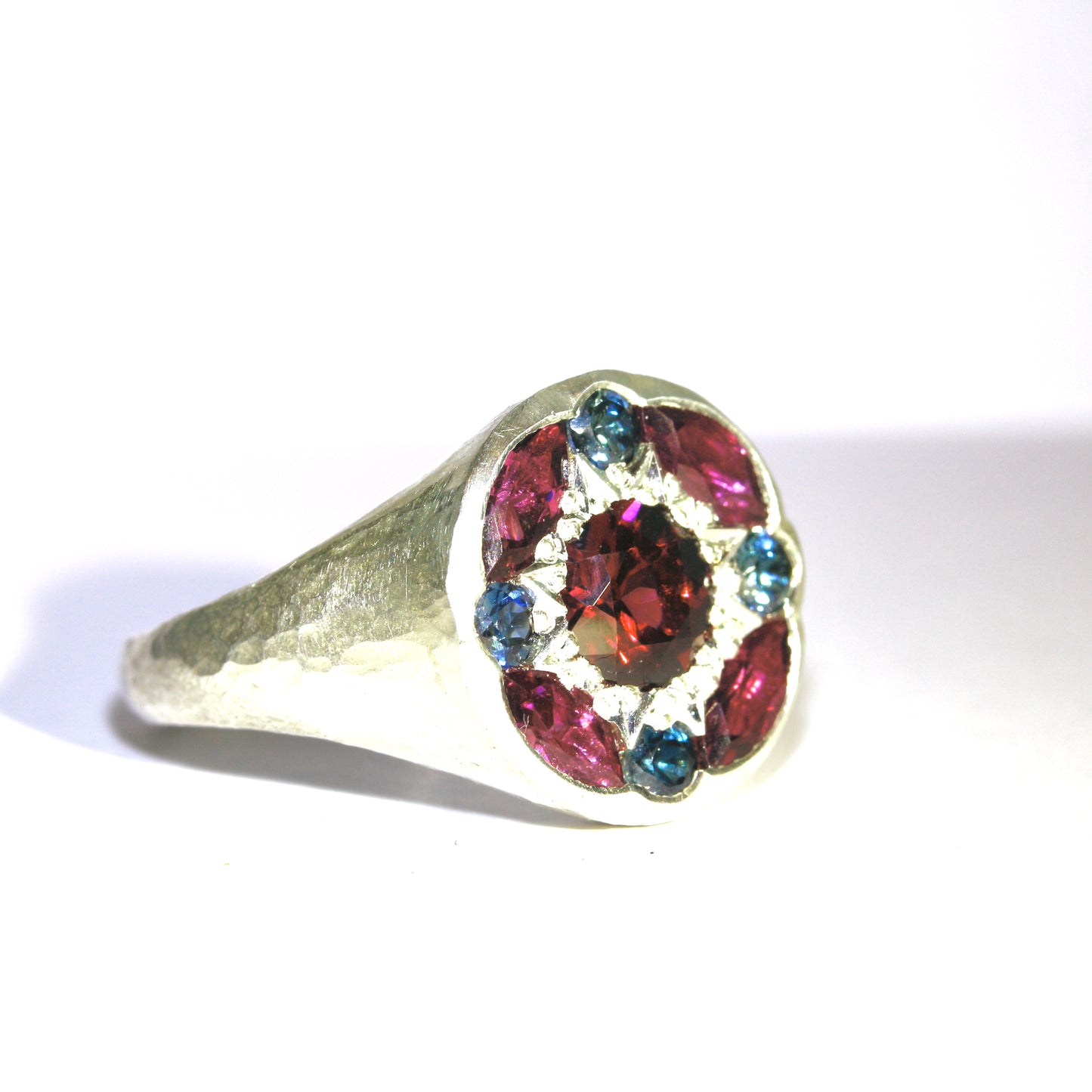 Sweet pea ring