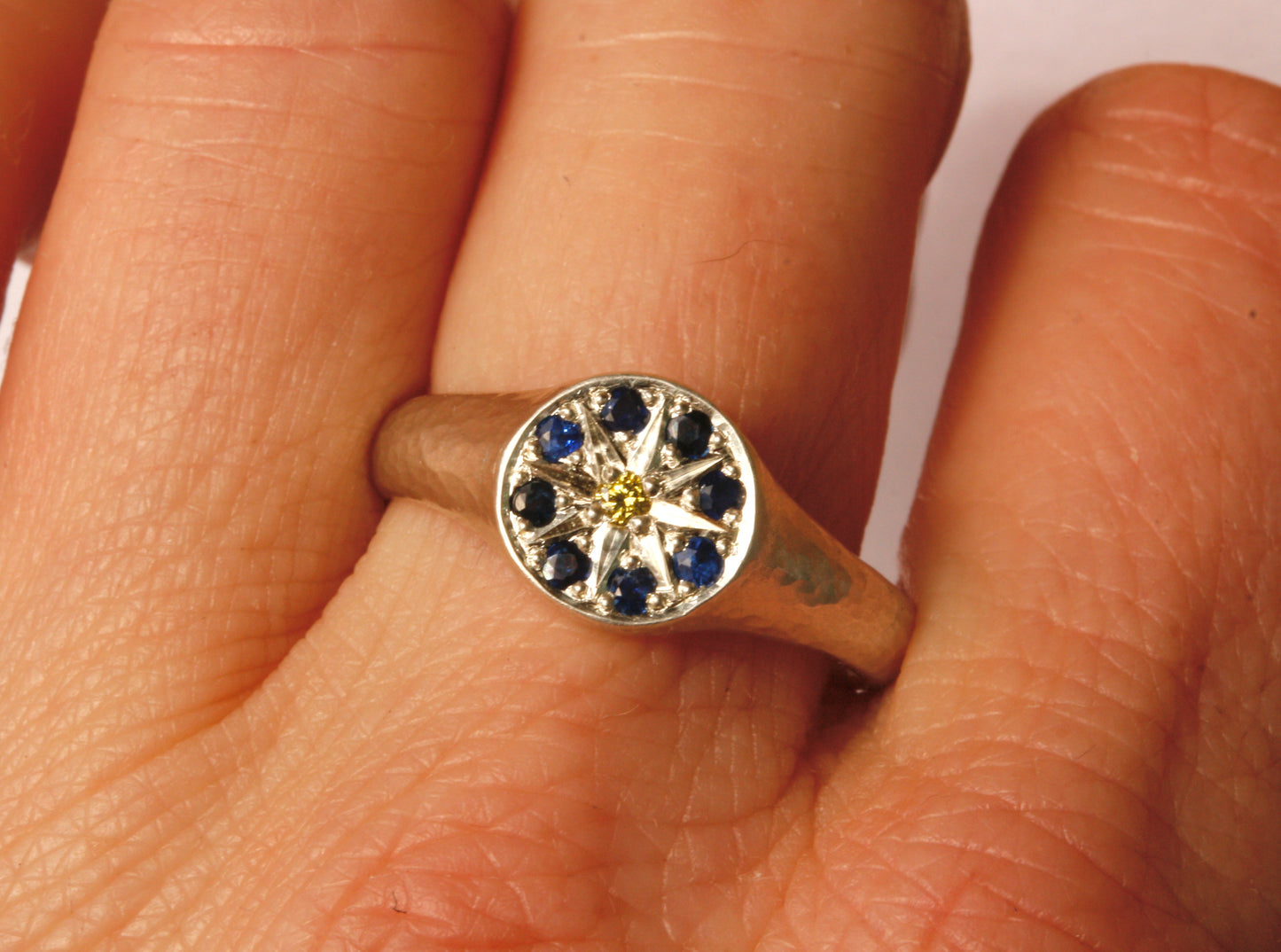 Mini midnight star ring