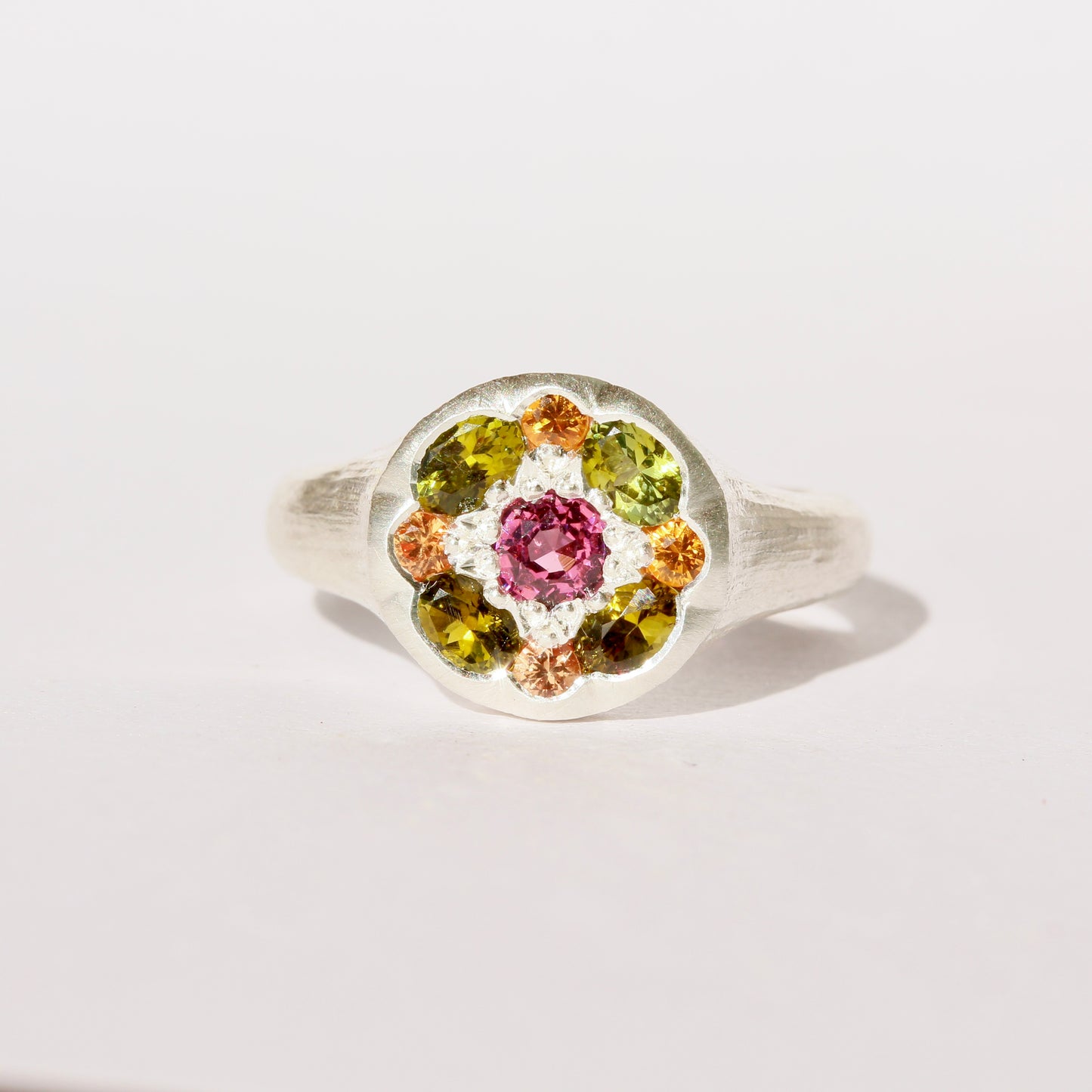 Liker of lichens ring