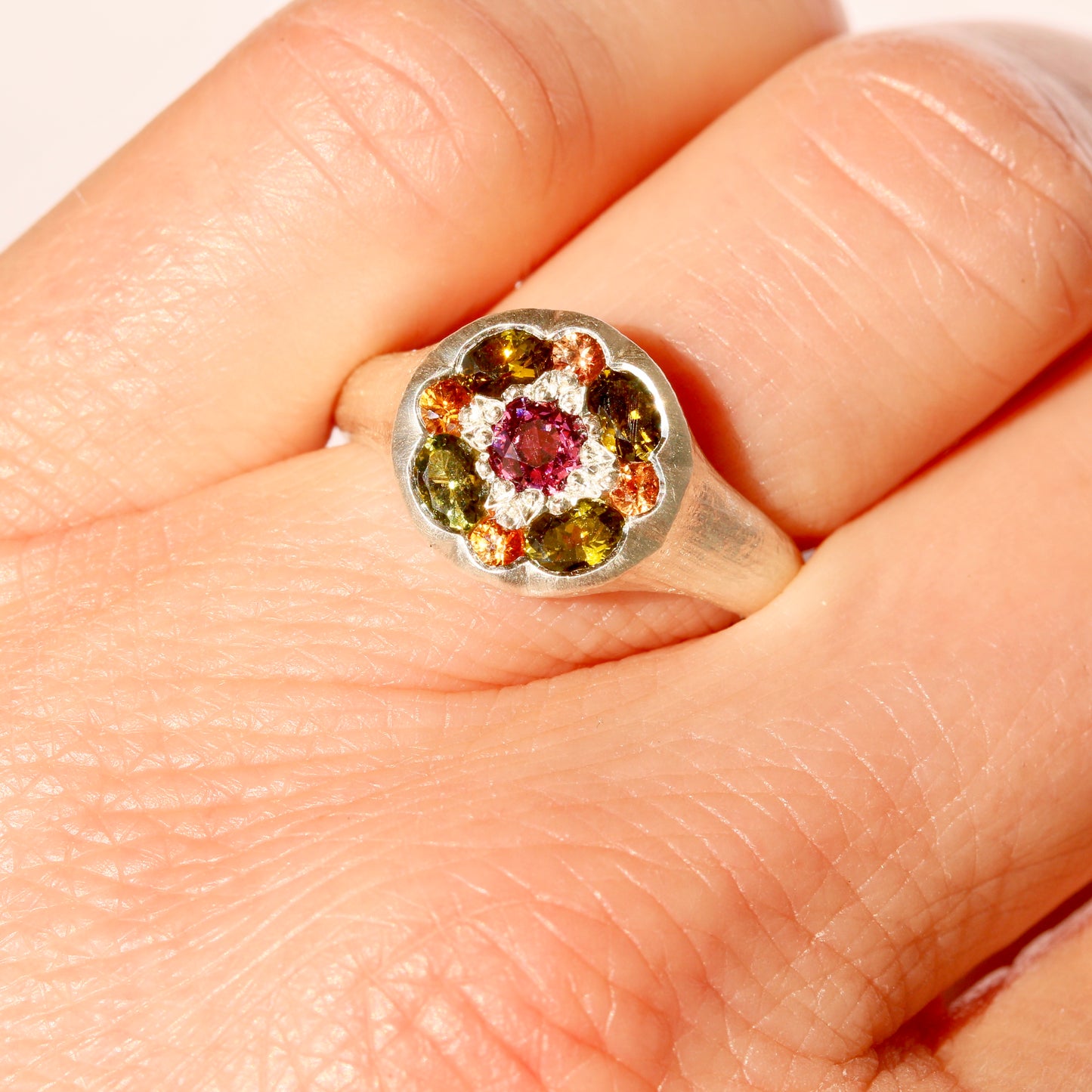 Liker of lichens ring
