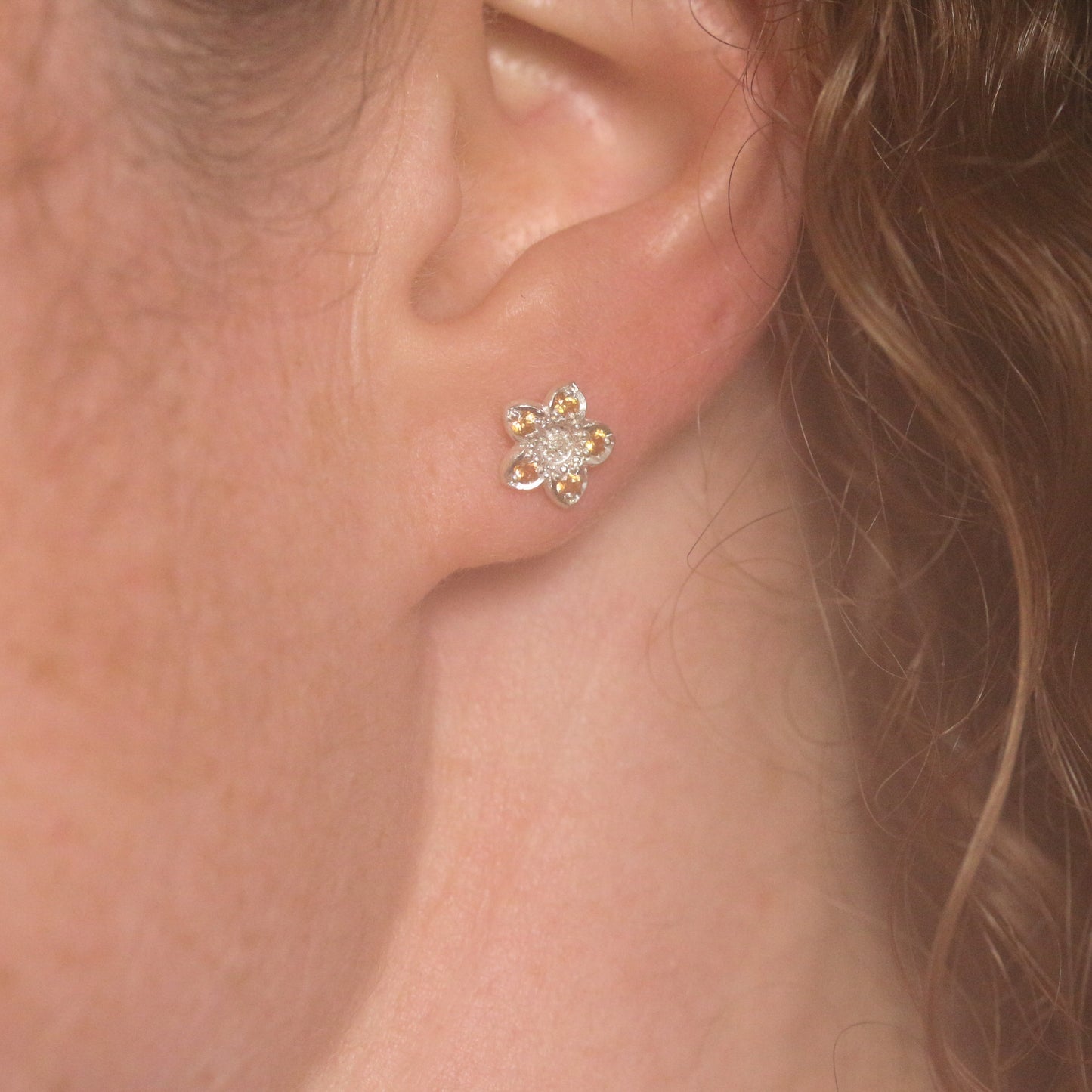Mountain buttercup studs