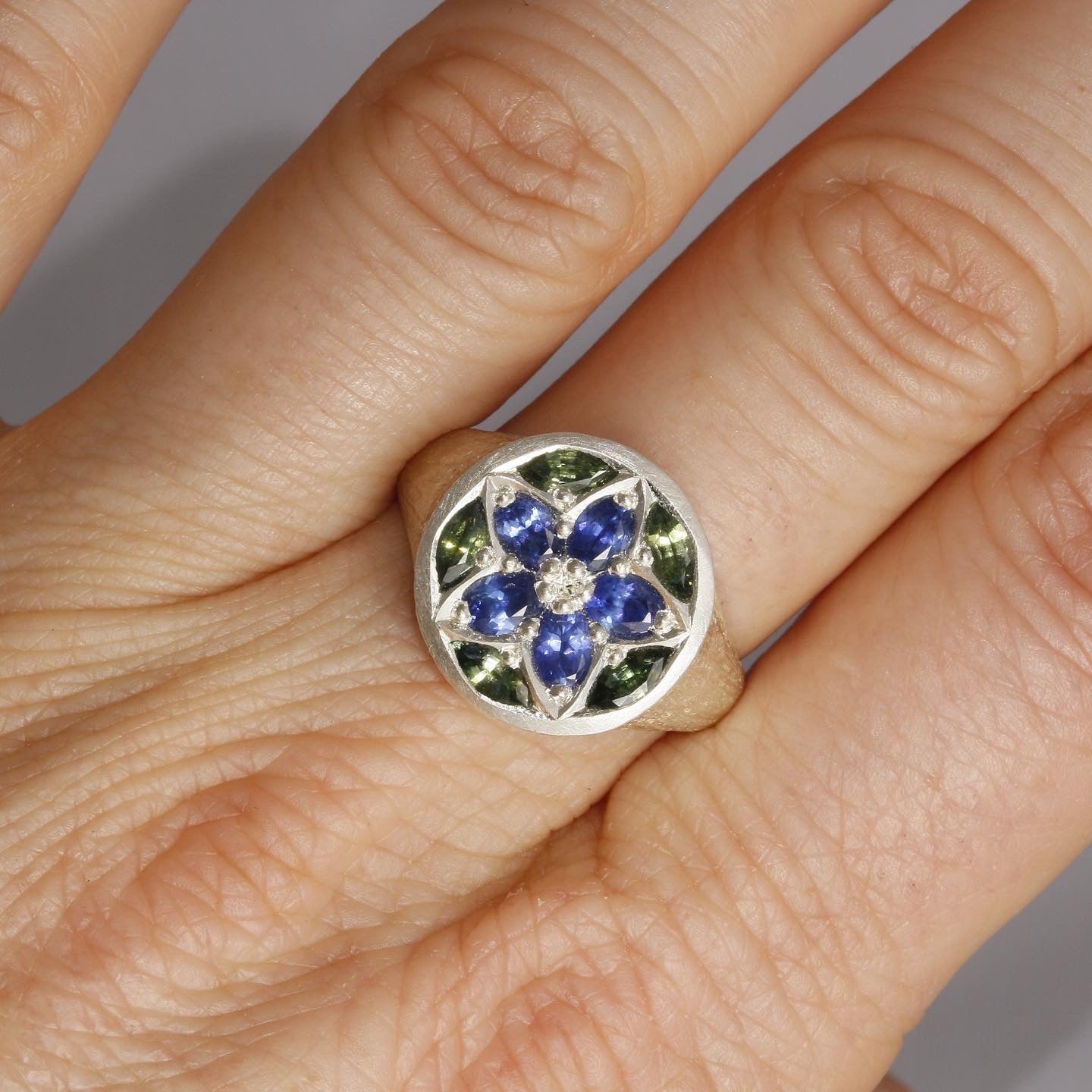 Werewere kōkako signet ring