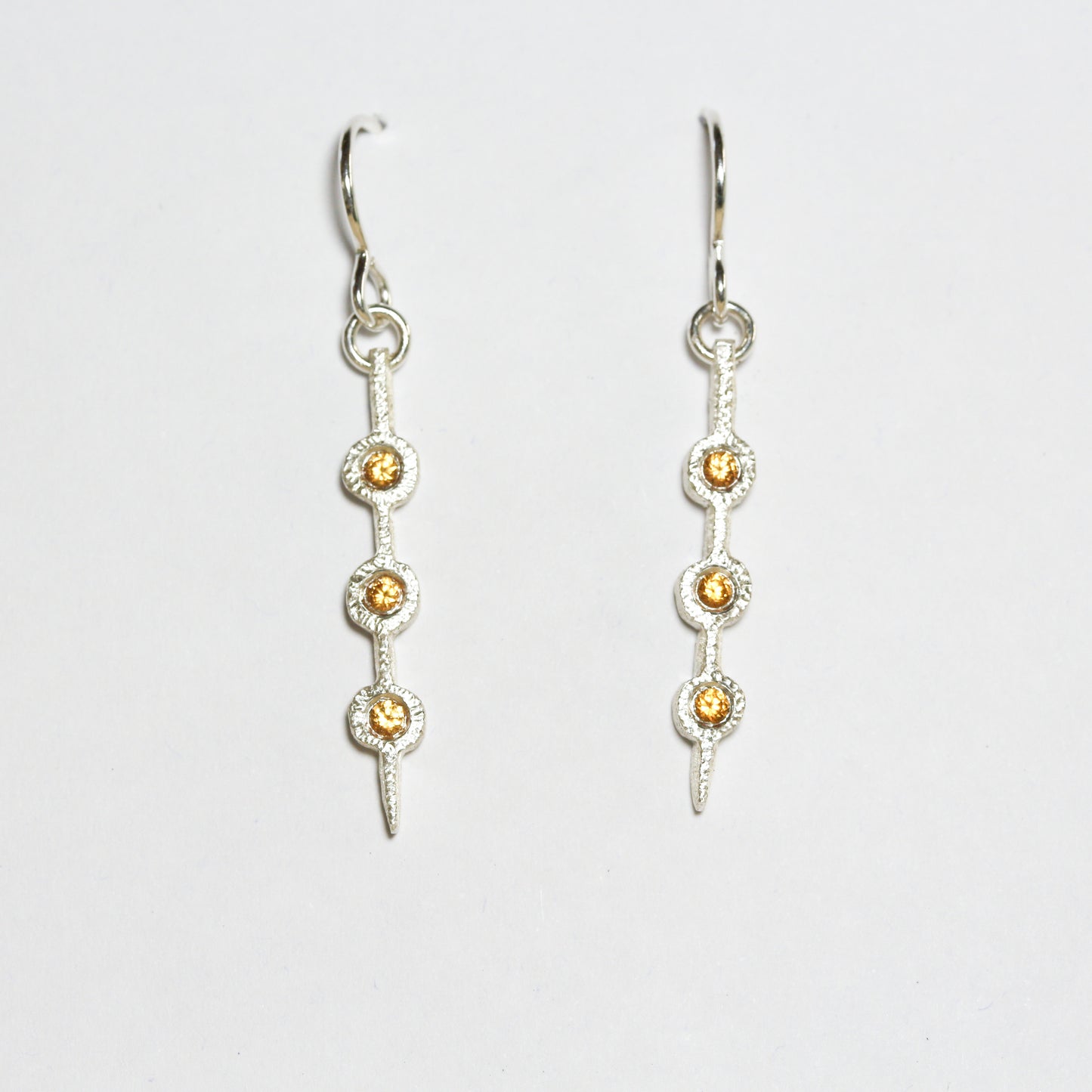 Sapphire kōwhai seedpod earrings