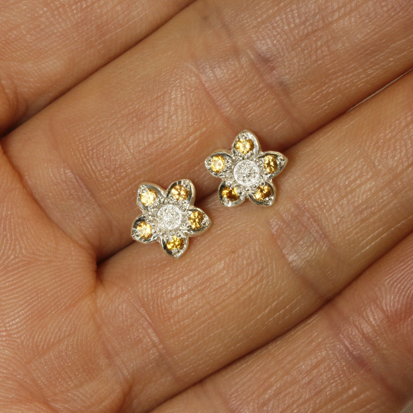 Mountain buttercup studs