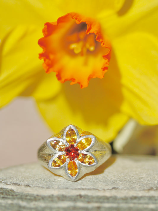 Yellow sapphire daffodil ring