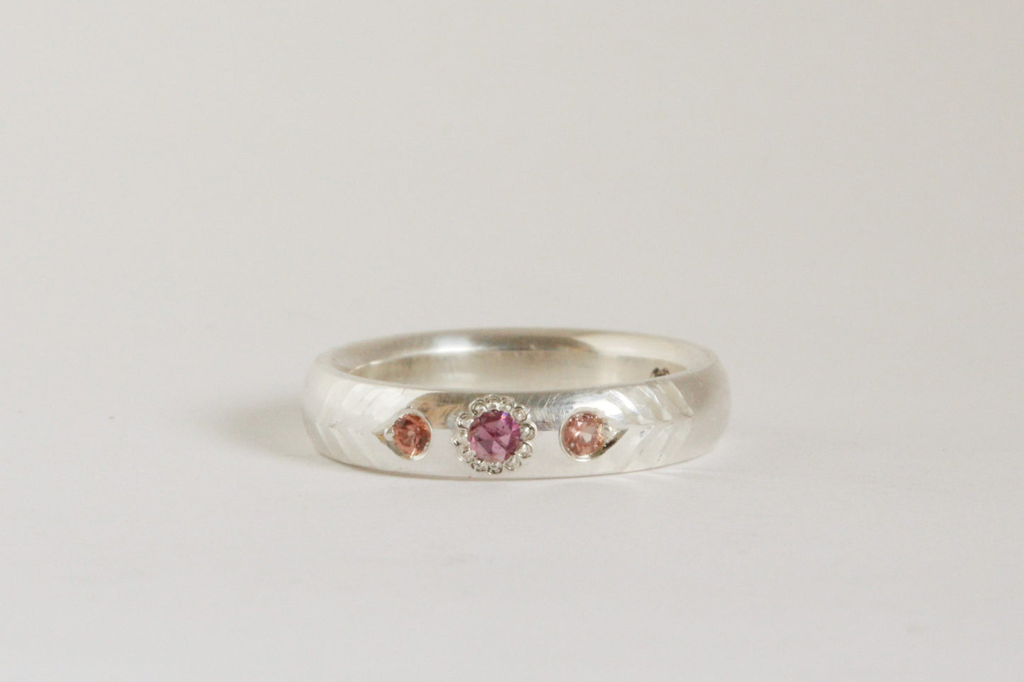 Rosebud ring