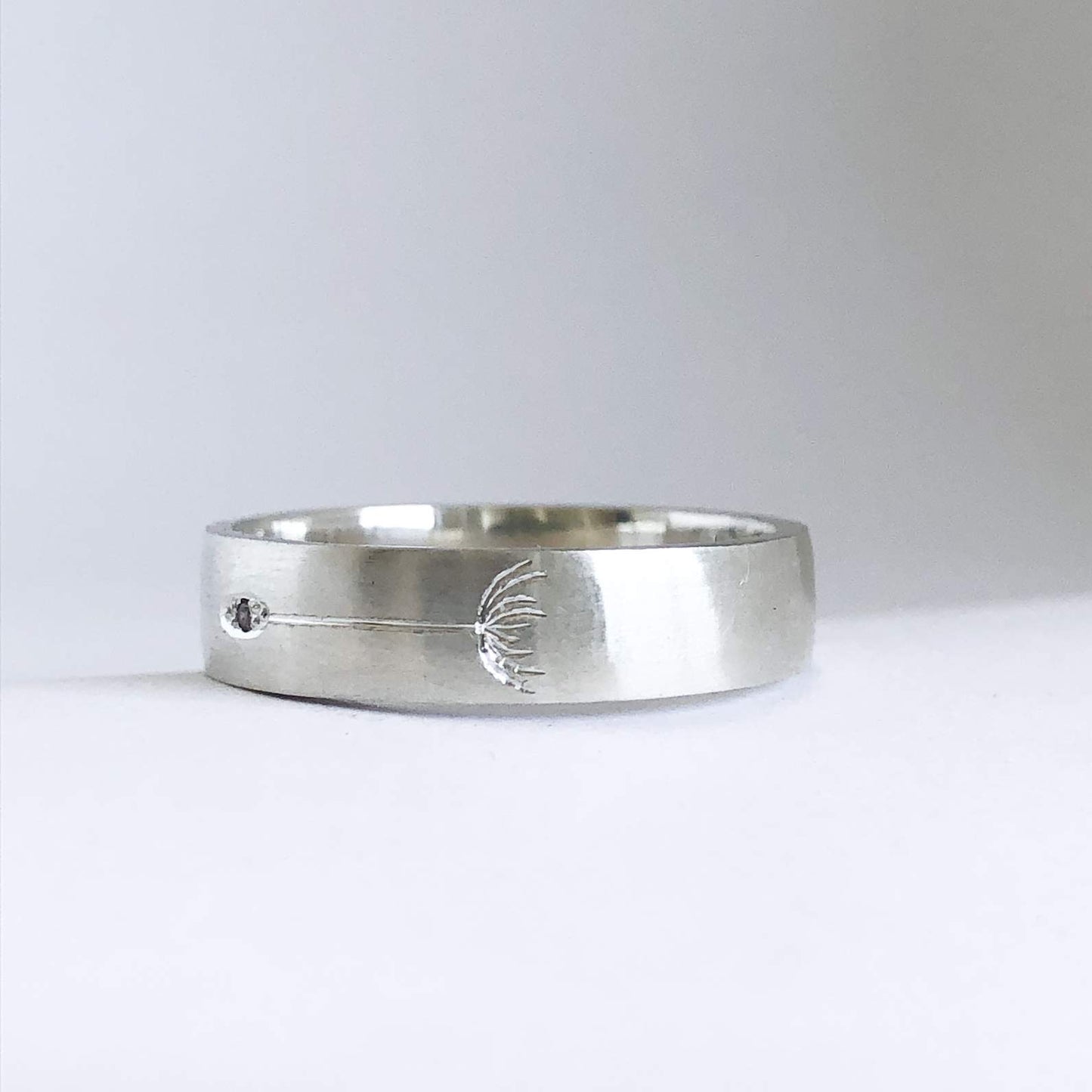 Dande wish ring