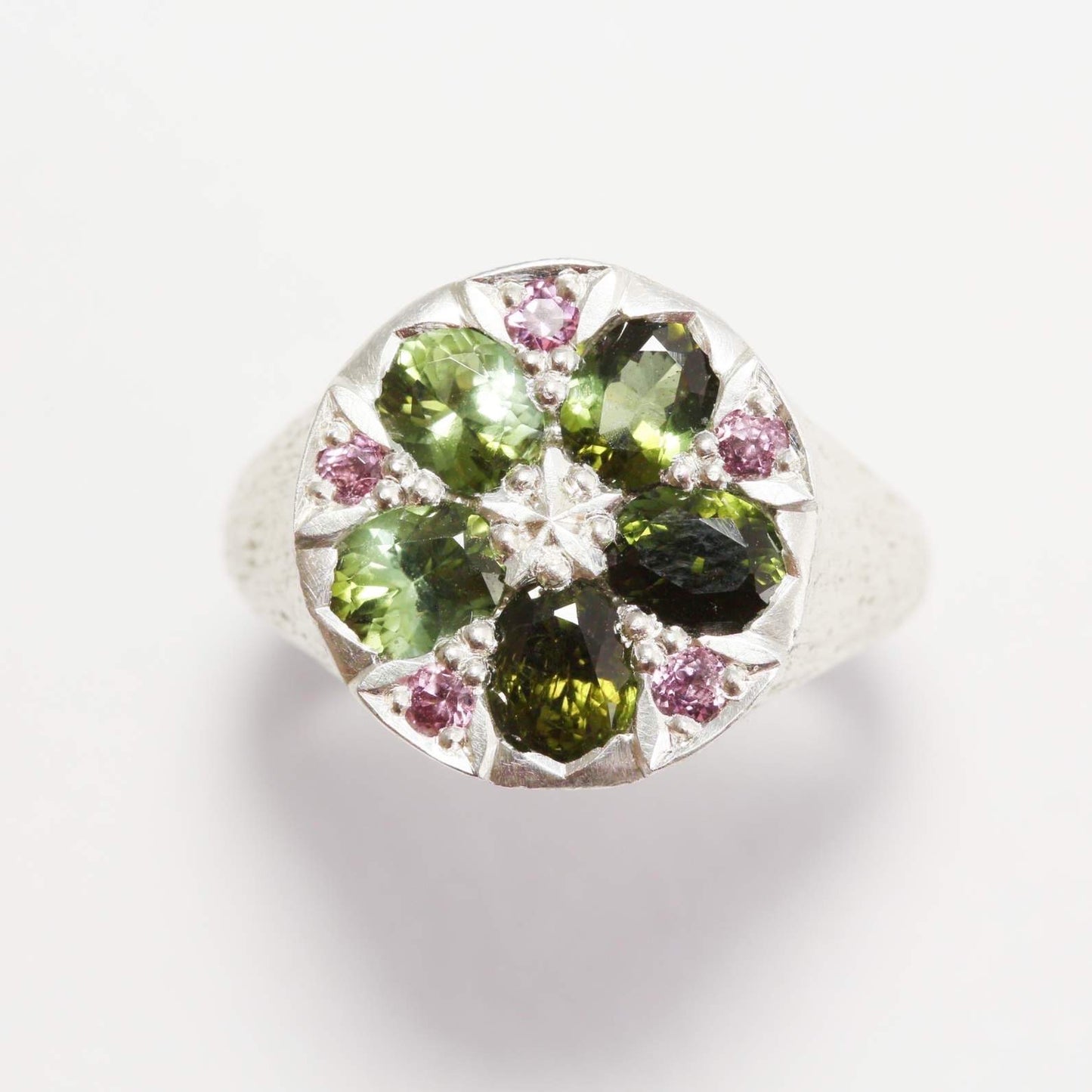 Makomako Kaleidoscope ring